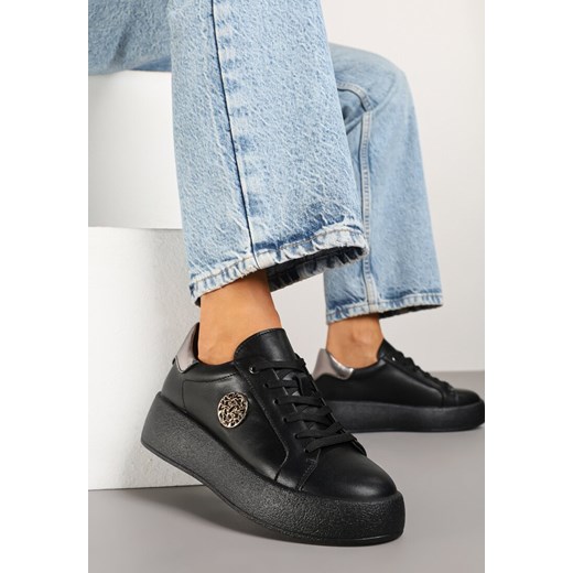 Czarne Sneakersy ze Skóry Naturalnej Ozdobione Metaliczną Aplikacją Halirithia ze sklepu renee.pl w kategorii Buty sportowe damskie - zdjęcie 179009776