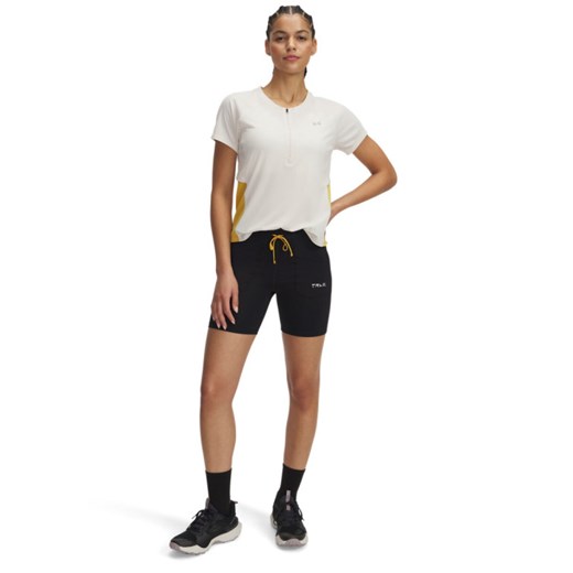 Damskie kolarki do biegania Under Armour UA Trail Run Fitted Short - czarne ze sklepu Sportstylestory.com w kategorii Szorty - zdjęcie 179028155