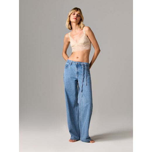 Jeansy damskie Sinsay bawełniane w miejskim stylu 