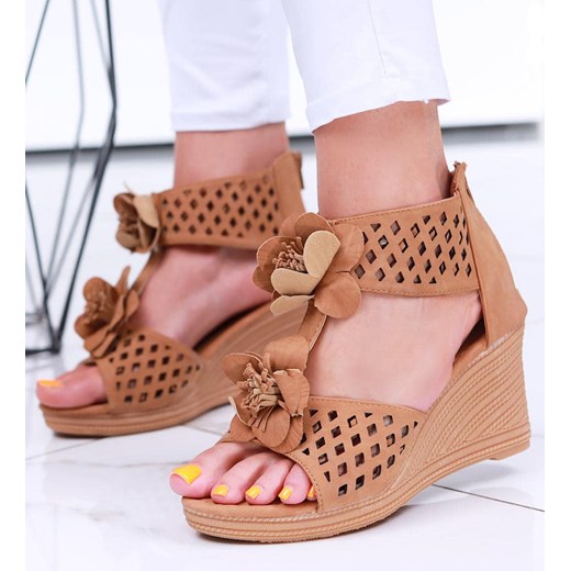 Karmelowe letnie sandały na obcasie i platformie /F10-2 16444 T13-5/ ze sklepu Pantofelek24.pl w kategorii Espadryle damskie - zdjęcie 179041897