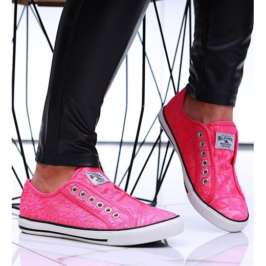 Wsuwane fuksjowe trampki damskie /E8-316482 G8-6/ ze sklepu Pantofelek24.pl w kategorii Trampki damskie - zdjęcie 179047768