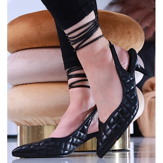 Pikowane czarne buty wiązane na szpilce /G7-2 12204 T197/ ze sklepu Pantofelek24.pl w kategorii Czółenka - zdjęcie 179053598