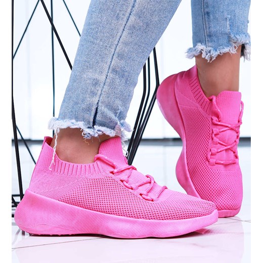 Fuksjowe wkładane buty sportowe /A5-2 15911A T195/ ze sklepu Pantofelek24.pl w kategorii Buty sportowe damskie - zdjęcie 179059296