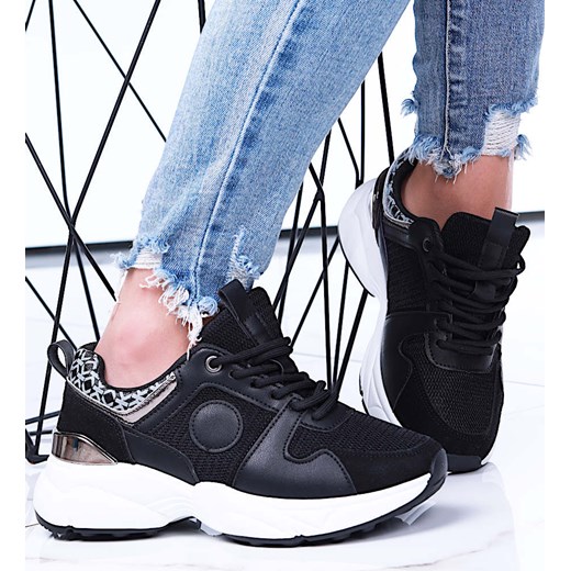 Sznurowane czarne buty sportowe /D7-1 15796 T293/ ze sklepu Pantofelek24.pl w kategorii Buty sportowe damskie - zdjęcie 179060827
