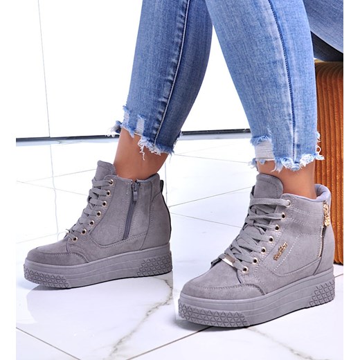 Szare zamszowe sneakersy na koturnie i platformie /B4-2 12425 T538/ ze sklepu Pantofelek24.pl w kategorii Buty sportowe damskie - zdjęcie 179063425