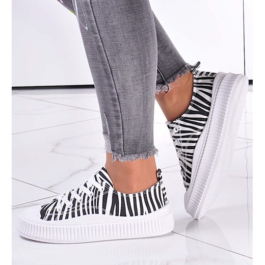 Wiązane trampki creepersy Zebra /C6-2 12280 S293/ ze sklepu Pantofelek24.pl w kategorii Trampki damskie - zdjęcie 179064166