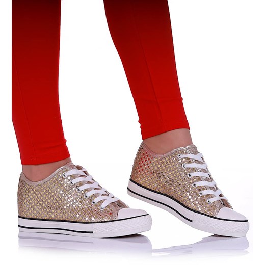 Sznurowane złote trampki na koturnie /A6-1 16549 G8-61/ ze sklepu Pantofelek24.pl w kategorii Trampki damskie - zdjęcie 179064468