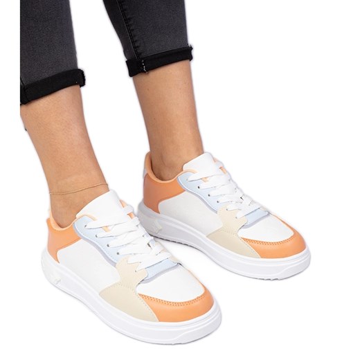 Biało-pomarańczowe sportowe sneakersy z ekoskóry białe ze sklepu ButyModne.pl w kategorii Buty sportowe damskie - zdjęcie 179067515
