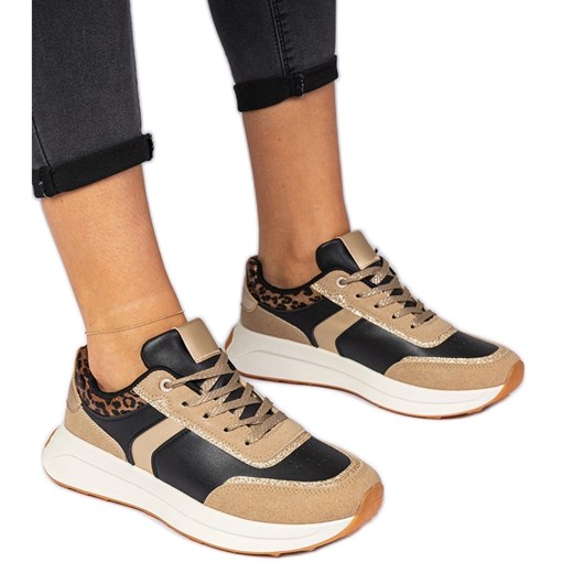 Czarne sneakersy damskie z brokatem o zwierzęcym wzorze ze sklepu ButyModne.pl w kategorii Buty sportowe damskie - zdjęcie 179067526