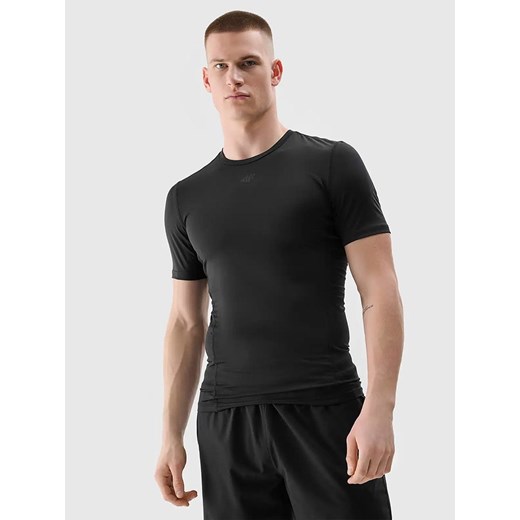 4F Koszulka sportowa w kolorze czarnym ze sklepu Limango Polska w kategorii T-shirty męskie - zdjęcie 179075167