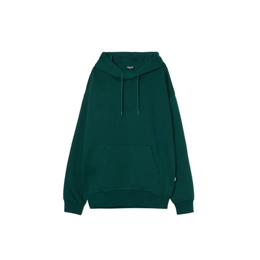Cropp - Zielona bluza z napisem na plecach - zielony ze sklepu Cropp w kategorii Bluzy męskie - zdjęcie 179121675
