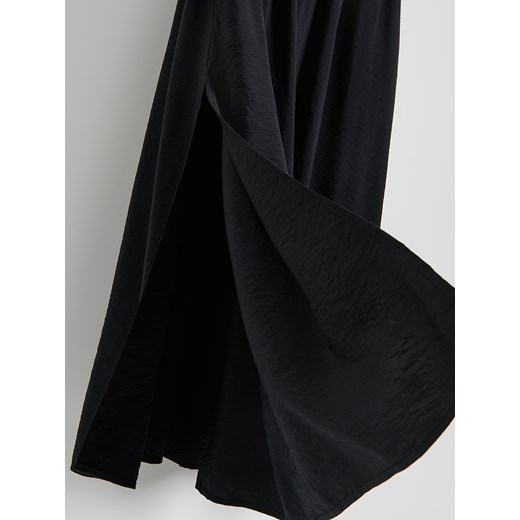 Spódnica Reserved midi wiosenna z wiskozy 