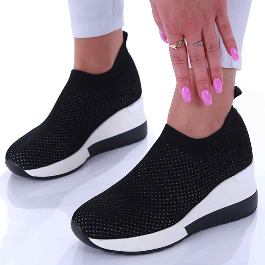 Czarne trampki na niskim koturnie /F6-3 17319  T284/ ze sklepu Pantofelek24.pl w kategorii Buty sportowe damskie - zdjęcie 179144655