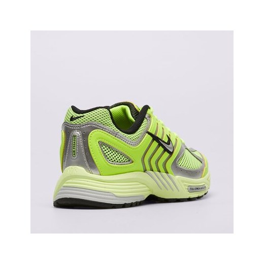 Buty sportowe damskie Nike na płaskiej podeszwie 