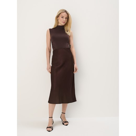 Mohito - Dopasowany czekoladowy top - ciemno brązowy Mohito M Mohito