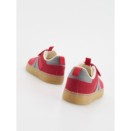 Trampki dziecięce Reserved na rzepy 