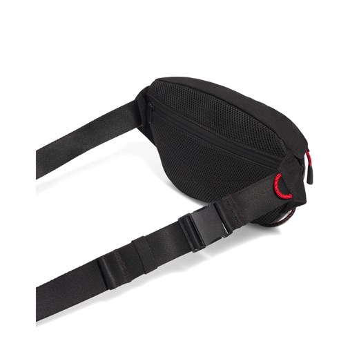Saszetka nerka uniseks Under Armour UA Summit Trail Waist Bag - czarna Under Armour One-size Sportstylestory.com