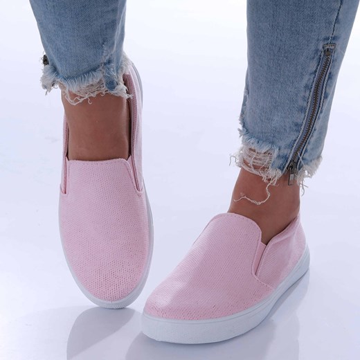 Wsuwane różowe trampki damskie slip on /G8-2 13607 T171/ ze sklepu Pantofelek24.pl w kategorii Trampki damskie - zdjęcie 179174305