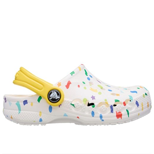 Klapki Crocs Baya Seasonal Printed 209728-94S - białe ze sklepu streetstyle24.pl w kategorii Klapki dziecięce - zdjęcie 179178039