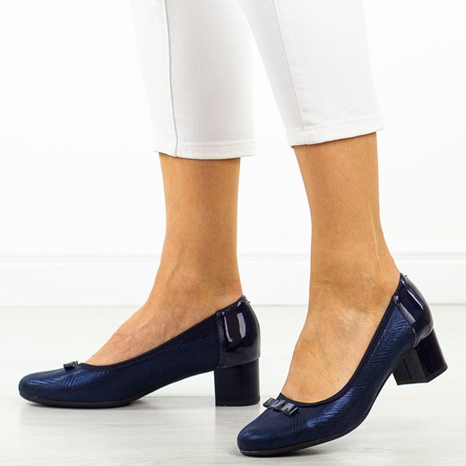 Czółenka Suzana eleganckie bez zapięcia na obcasie 