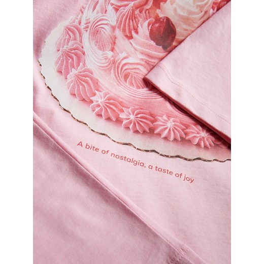 Bluzka damska Reserved w stylu młodzieżowym z krótkim rękawem 