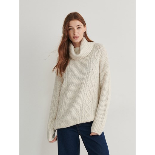Reserved - Sweter oversize z golfem - kremowy ze sklepu Reserved w kategorii Swetry damskie - zdjęcie 179221167