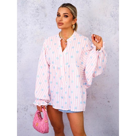 BLUZKA KOSZULOWA OVERSIZE W PASKI I KWIATY- RÓŻOWA ze sklepu olika.com.pl w kategorii Bluzki damskie - zdjęcie 179229366