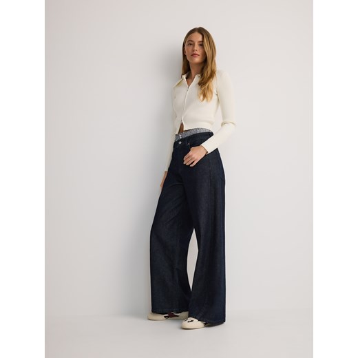 Reserved - Jeansy wide leg z ozdobną wstawką - granatowy ze sklepu Reserved w kategorii Jeansy damskie - zdjęcie 179231048