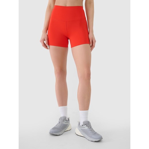 Damskie legginsy krótkie treningowe 4F 4FRSS25TFSTF021 - czerwone ze sklepu Sportstylestory.com w kategorii Szorty - zdjęcie 179232108