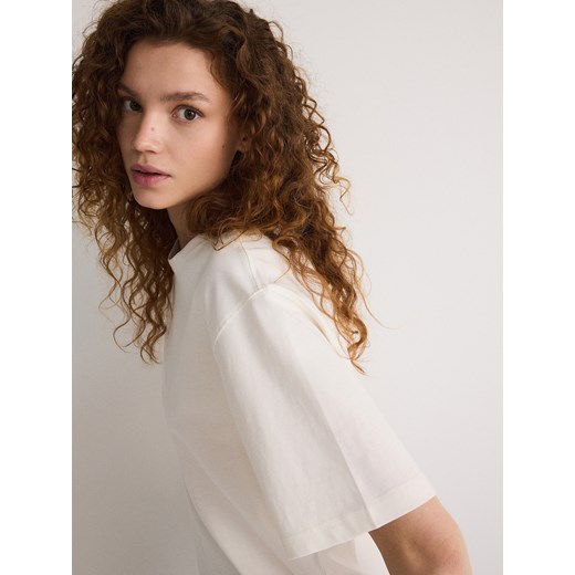 Reserved - T-shirt oversize - złamana biel ze sklepu Reserved w kategorii Bluzki damskie - zdjęcie 179237459