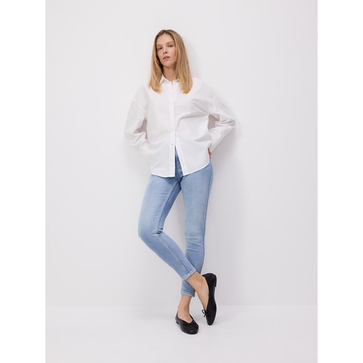 Reserved - Jeansy slim fit ze średnim stanem - turkusowy ze sklepu Reserved w kategorii Jeansy damskie - zdjęcie 179242239