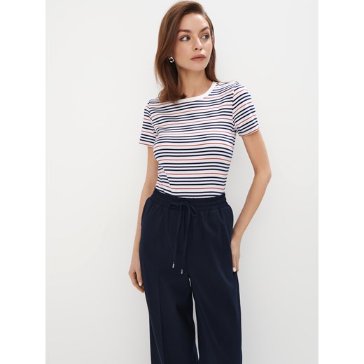 Mohito - T-shirt w paski - granatowy ze sklepu Mohito w kategorii Bluzki damskie - zdjęcie 179245045