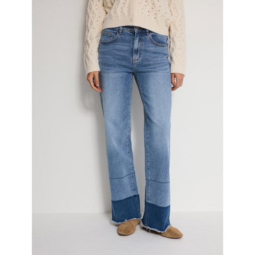 Reserved - Jeansy bootcut fit - indigo jeans ze sklepu Reserved w kategorii Jeansy damskie - zdjęcie 179248799