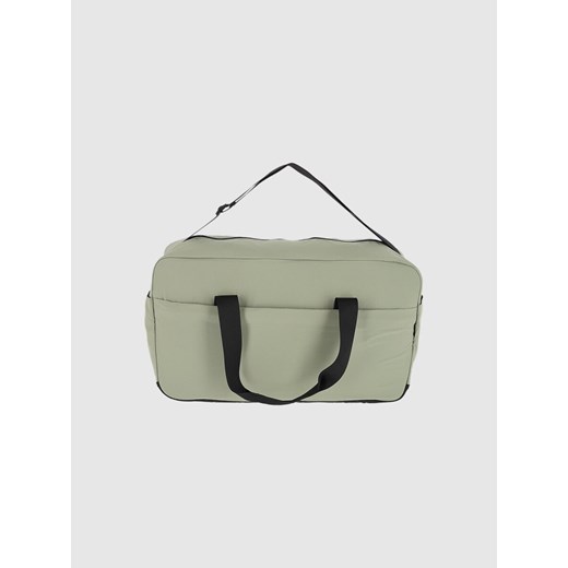 Torba treningowa 4F 4FWSS25ATBAU017 - oliwkowa ze sklepu Sportstylestory.com w kategorii Torby sportowe - zdjęcie 179257945