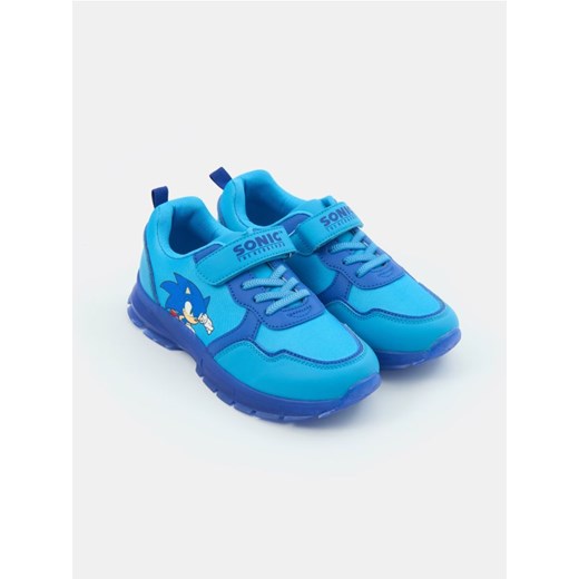 Sinsay - Buty z lekką podeszwą z wbudowanymi ledami Sonic The Hedgehog - niebieski ze sklepu Sinsay w kategorii Buty sportowe dziecięce - zdjęcie 179284445
