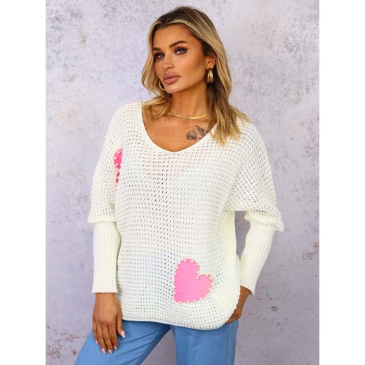 SWETER Z SERDUSZKAMI OVERSIZE- BIAŁY ze sklepu olika.com.pl w kategorii Swetry damskie - zdjęcie 179288019