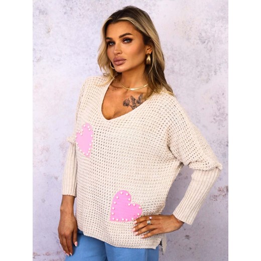 SWETER Z SERDUSZKAMI OVERSIZE- BEŻOWY ze sklepu olika.com.pl w kategorii Swetry damskie - zdjęcie 179288078
