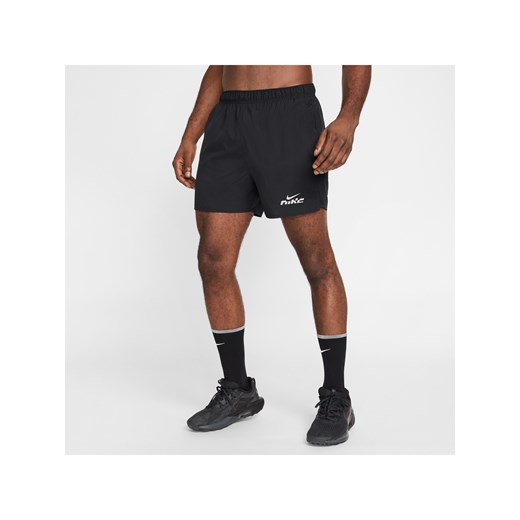 Męskie spodenki do biegania z wszytą bielizną 13 cm Dri-FIT Nike Challenger Flash - Czerń ze sklepu Nike poland w kategorii Spodenki męskie - zdjęcie 179308597