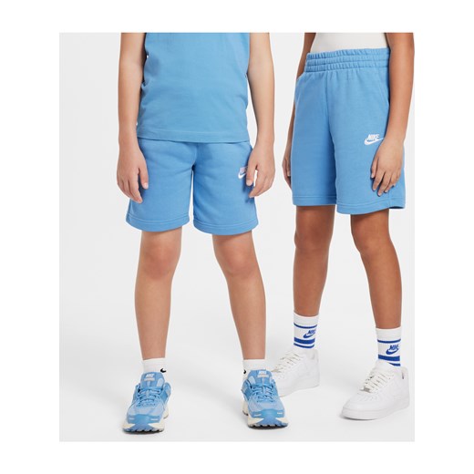 Spodenki z dzianiny dresowej dla dużych dzieci Nike Sportswear Club Fleece - Niebieski ze sklepu Nike poland w kategorii Spodenki chłopięce - zdjęcie 179308815