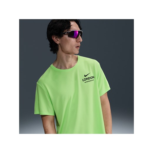 Męski T-shirt do biegania Nike Miler - Zieleń ze sklepu Nike poland w kategorii T-shirty męskie - zdjęcie 179308936