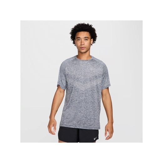 Męska koszulka z krótkim rękawem do biegania Dri-FIT ADV Nike Stride - Niebieski ze sklepu Nike poland w kategorii T-shirty męskie - zdjęcie 179309209