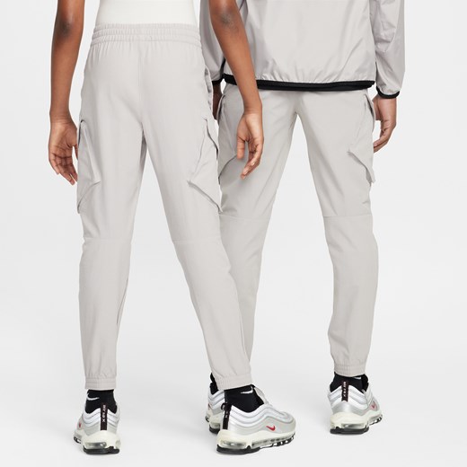 Spodnie męskie Nike sportowe 