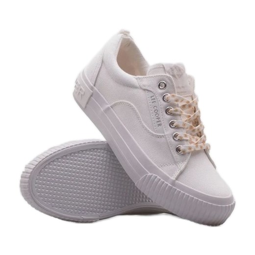 Trampki Lee Cooper LCW-24-31-2170L białe Lee Cooper 37 ButyModne.pl