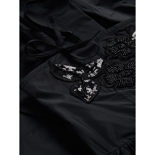 Sukienka czarna Reserved mini casual na ramiączkach bombka 