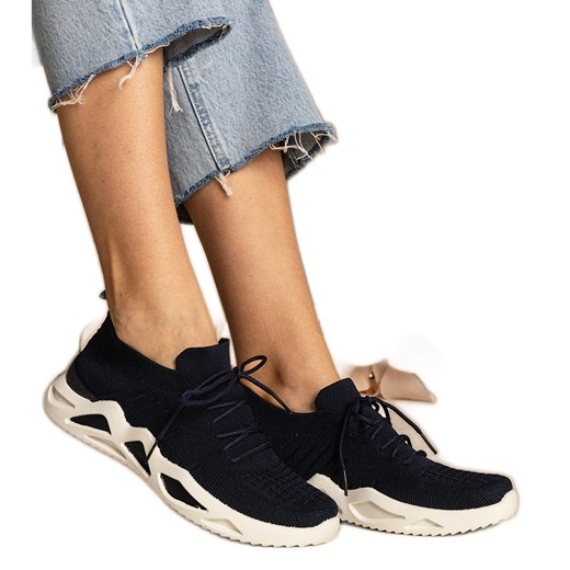 Granatowe sneakersy damskie ze skarpetkową cholewką czarne ze sklepu ButyModne.pl w kategorii Buty sportowe damskie - zdjęcie 179333625