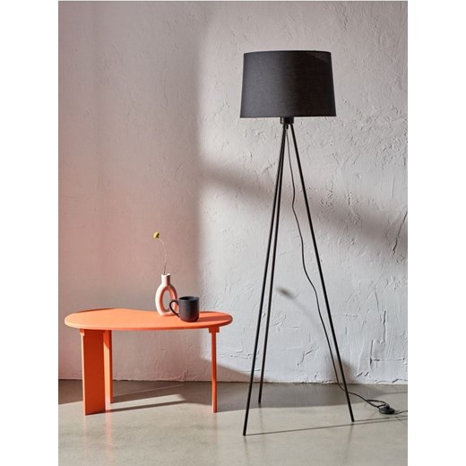 Sinsay - Czarna lampa podłogowa - czarny ze sklepu Sinsay w kategorii Lampy podłogowe - zdjęcie 179340716