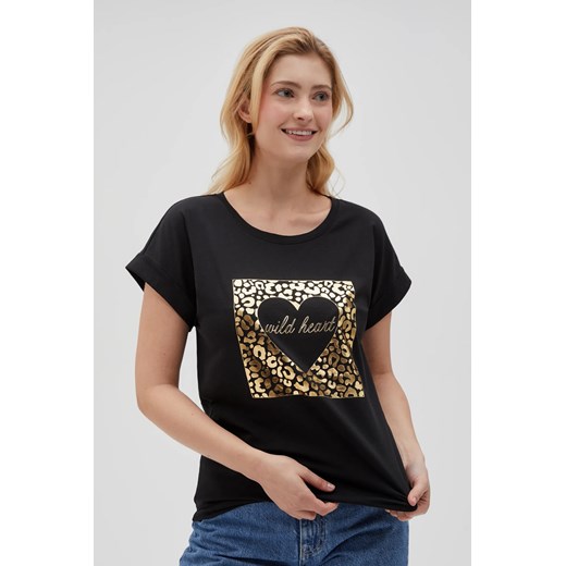 T-shirt z nadrukiem i napisem czarny ze sklepu Moodo.pl w kategorii Bluzki damskie - zdjęcie 179346496