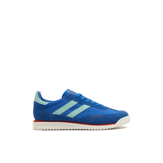 Cropp - Sneakersy z dekoracyjnymi naszywkami - niebieski ze sklepu Cropp w kategorii Buty sportowe męskie - zdjęcie 179359228