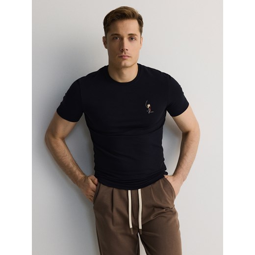 Reserved - T-shirt slim fit z haftem - granatowy Reserved M okazja Reserved
