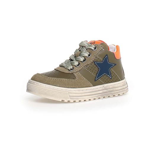 Naturino Skórzane sneakersy &quot;Hess&quot; w kolorze khaki ze sklepu Limango Polska w kategorii Buty sportowe dziecięce - zdjęcie 179383628